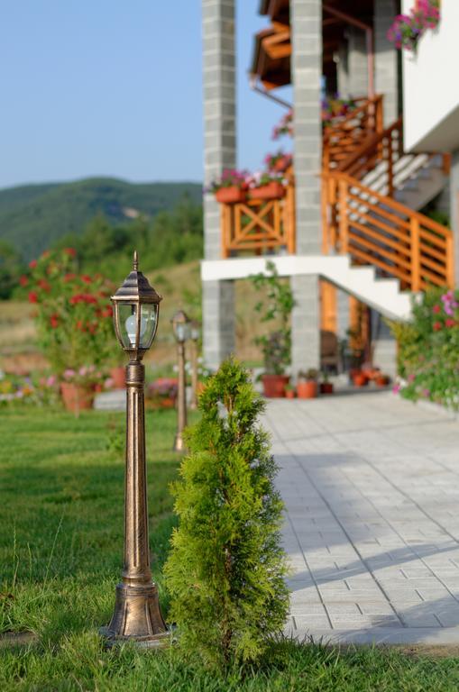 Alpine Garden Hotel Simitli Exteriér fotografie